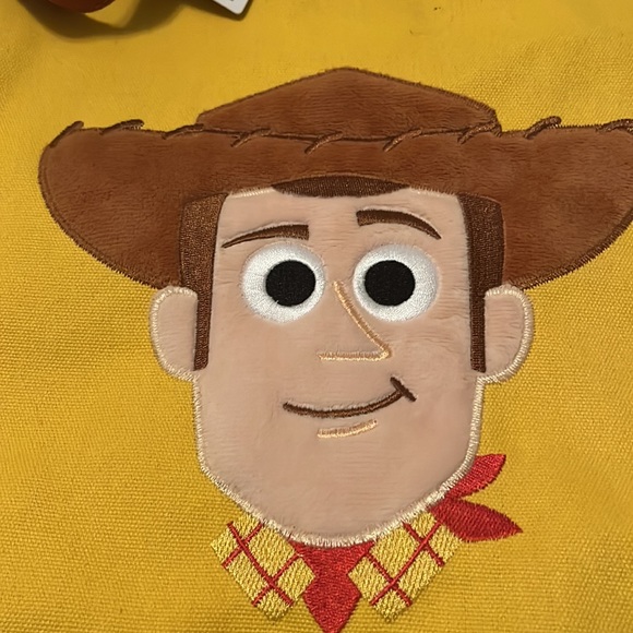 Disney - Picture 3 of 5